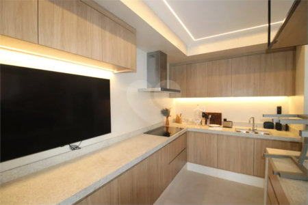 Apartamento à venda com 3 suítes em Santa Teresinha, São Paulo, SP