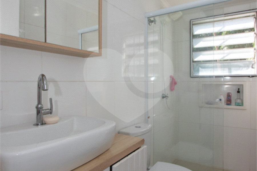 Sobrado à venda com 5 quartos, sendo 2 suítes, em Tremembé, São Paulo, SP