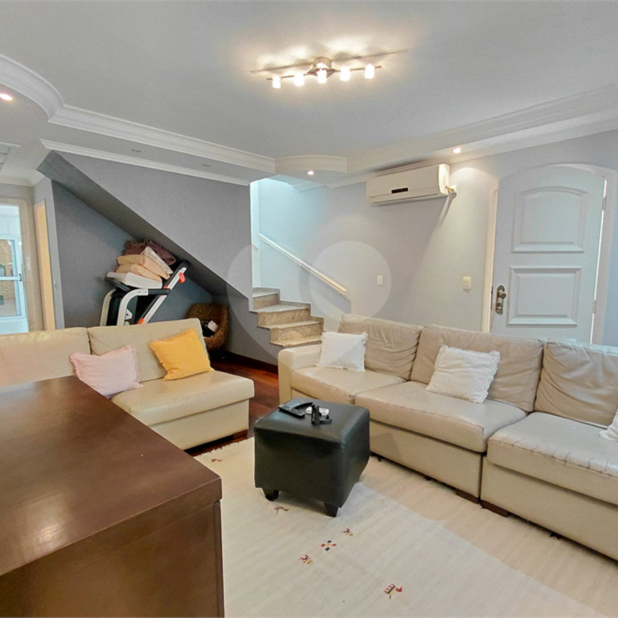 Casa à venda com 3 quartos, sendo 1 suíte, em Vila Ipojuca, São Paulo, SP