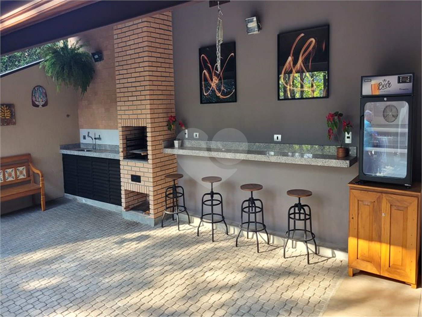 Casa à venda com 4 quartos, sendo 2 suítes, no condomínio Alpes da Cantareira, Mairiporã - SP