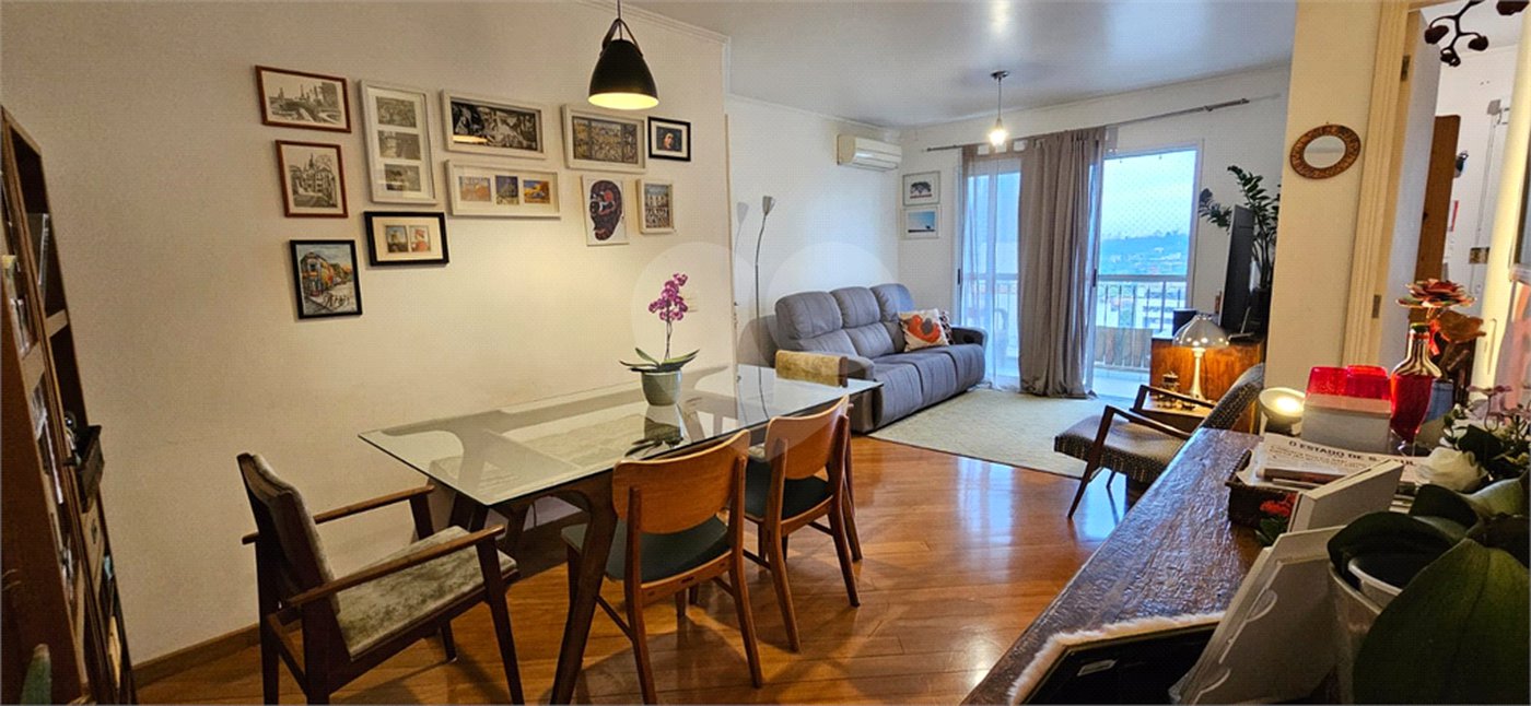 Apartamento à venda com 3 quartos, sendo 2 suítes, em Pinheiros, São Paulo, SP