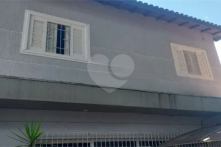 Sobrado à venda com 5 quartos, sendo 2 suítes,  em Parque São Domingos, São Paulo, SP