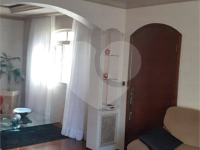 Sobrado à venda com 3 suítes em Jardim Vila Galvão, Guarulhos, SP