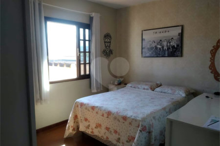 Casa Térrea à venda com 3 quartos, sendo 1 suíte, em Santíssimo, Rio de Janeiro, RJ