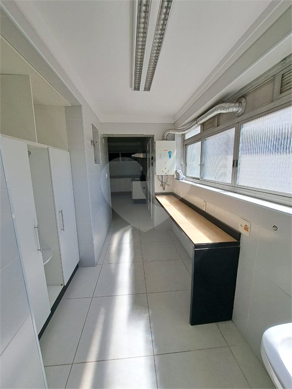 Apartamento a venda com 2 dormitórios 1 suíte 2 vagas de garagem