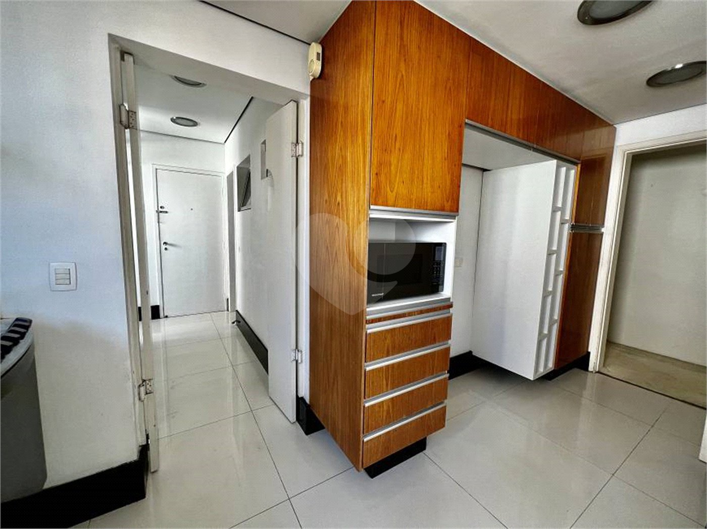 Apartamento à venda com 4 quartos, sendo 3 suítes,  em Campo Belo, São Paulo, SP