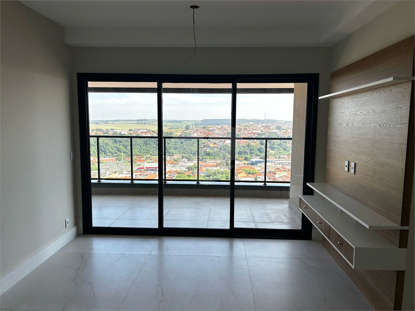 Apartamento à venda com 3 suítes no Centro, Itapetininga, SP