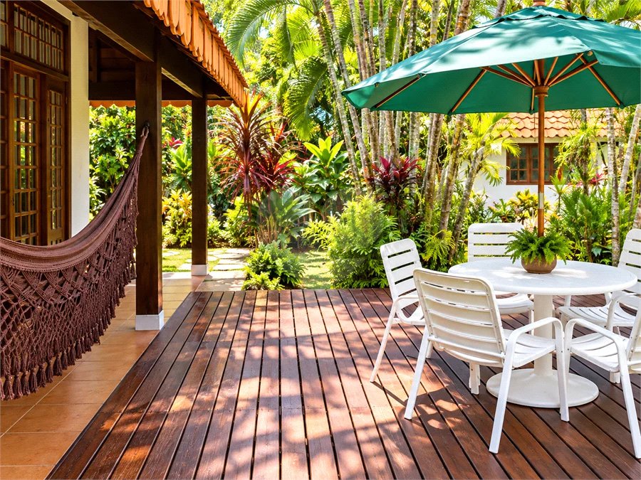 CASA DE ALTO PADRÃO A VENDA NA PRAIA DO GUAECÁ