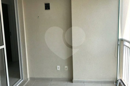 Apartamento à venda com 2 quartos, sendo 1 suíte,  em Campo Belo, São Paulo, SP