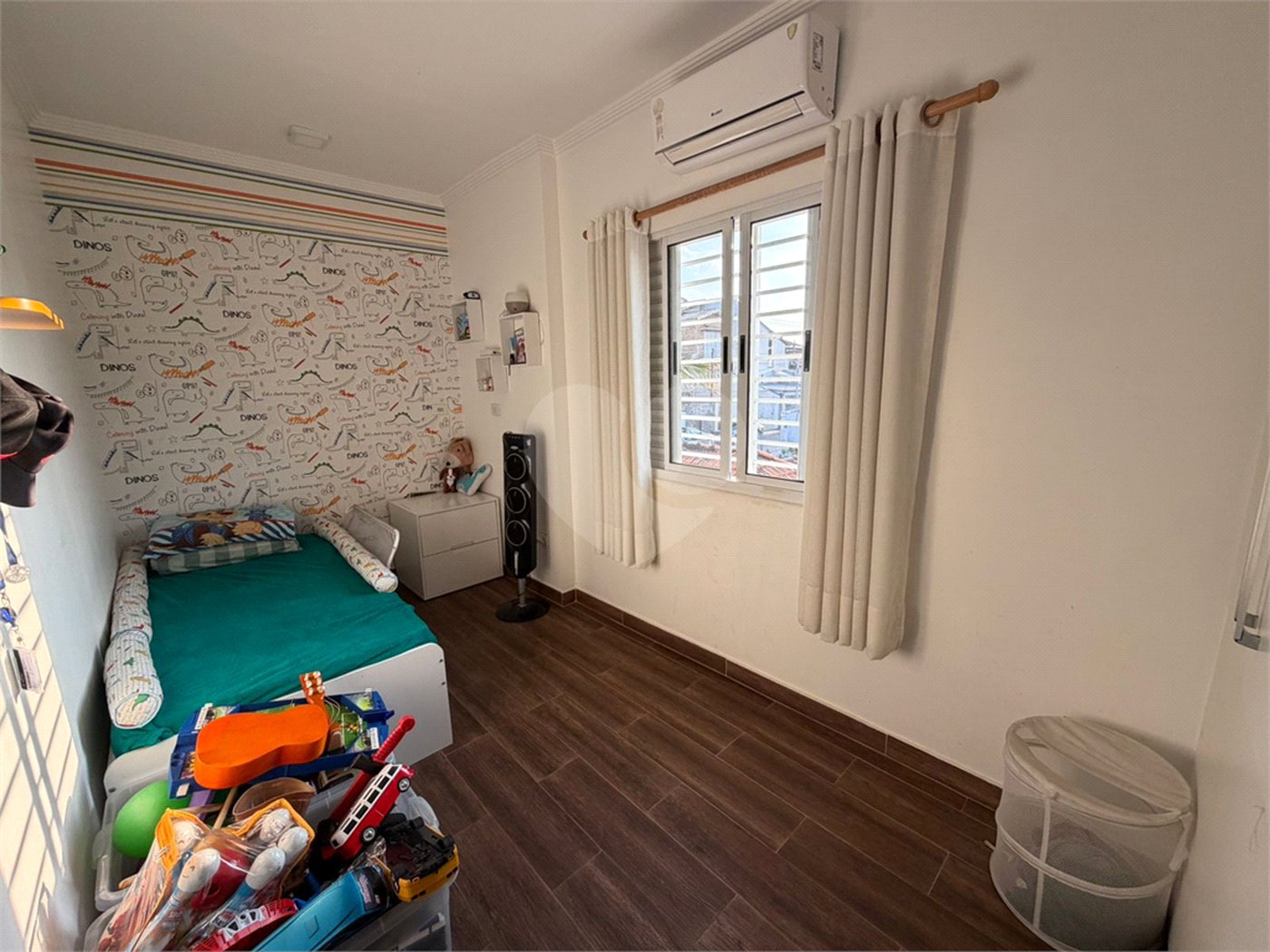 Sobrado à venda com 3 quartos, sendo 2 suítes, em Santana, São Paulo, SP