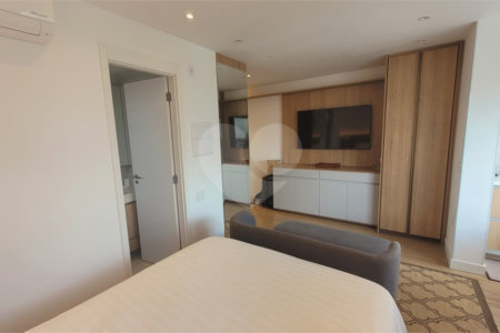 Studio sofisticado, totalmente mobiliado e pronto para morar