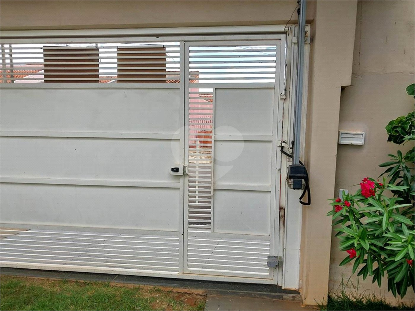 Casa sobrado para venda no Residencial Itamarati