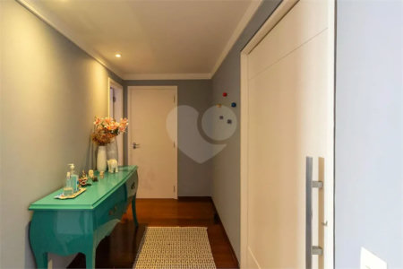 APARTAMENTO A VENDA NO BROOKLIN COM 3 QUARTOS 2 SUITES