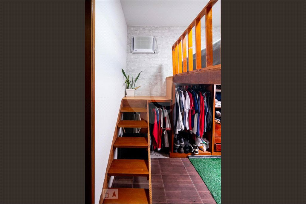Casa à venda com 3 quartos, sendo 2 suítes, em Jardim Prudência, São Paulo, SP