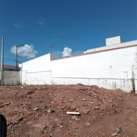 Terreno residencial/comercial na vila nery