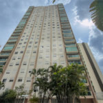 Apartamento com 205 metros no Campo Belo