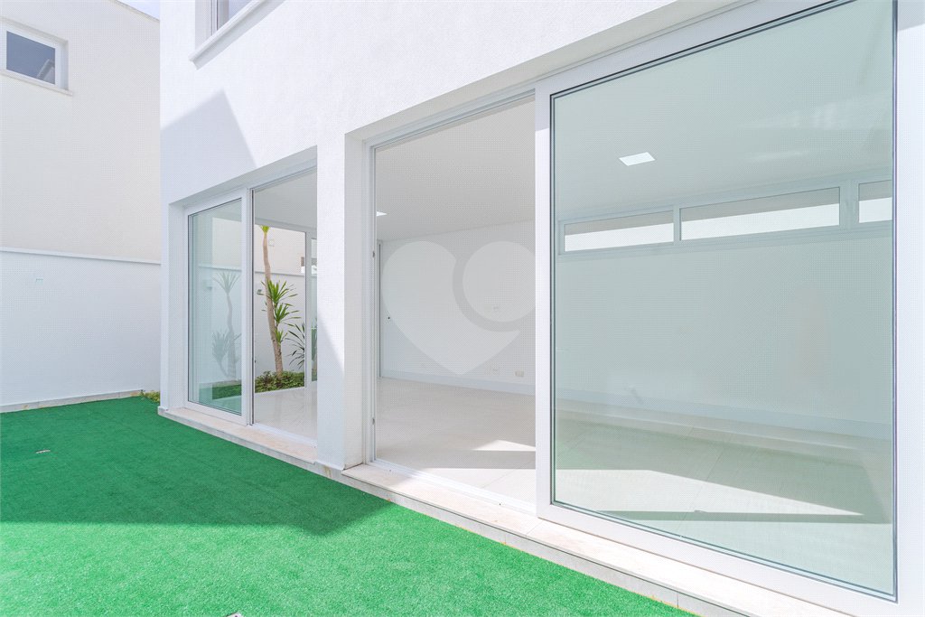 Casa à venda com 4 suítes no condomínio Villagio Quadrifolio, São Paulo - SP