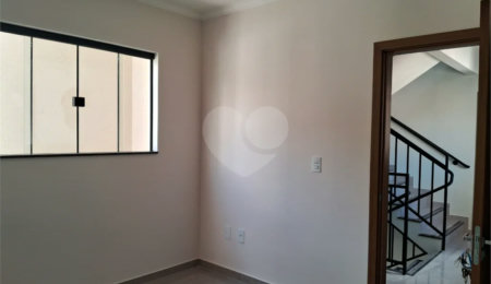 Apartamento à venda com 2 quartos, sendo 1 suíte,  em Jardim Vitória, Poços de Caldas, MG