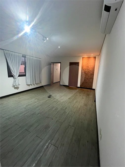 Casa de Alto Padrão à Venda – Condomínio Terra Magna | Indaiatuba/SP - Sofisticação, conforto e funcionalidade. Este magnífico sobrado possui 300 m² de área construída em um terreno de 420 m², com ambientes amplos, integrados e acabamentos de alto padrão. Destaques do imóvel - 4 dormitórios, sendo 3