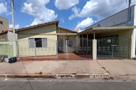 Casa à venda com 2 quartos no Centro, Itapetininga, SP