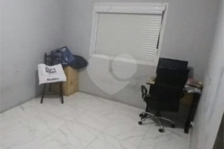 Sobrado à venda com 3 quartos, sendo 1 suíte,  em Jardim Peri Peri, São Paulo, SP