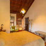 Casa à venda com 3 quartos, sendo 1 suíte,  no condomínio Jardim Hipico, São Paulo - SP