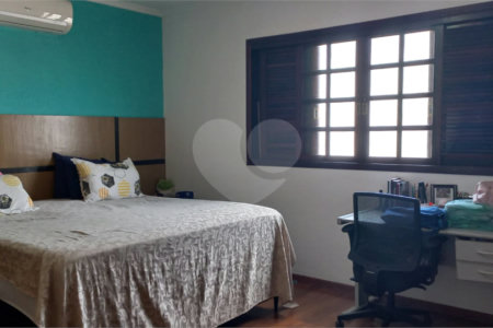 Sobrado à venda com 3 quartos, sendo 1 suíte, em Vila Ema, São Paulo, SP