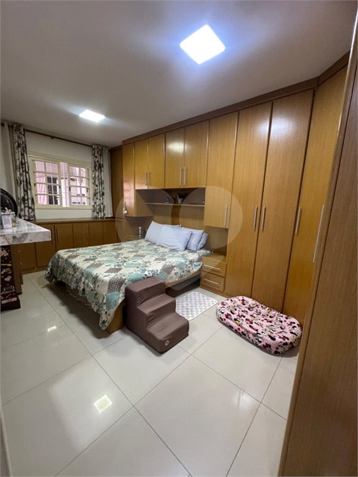 Casa à venda com 5 quartos em Vila Granada, São Paulo, SP