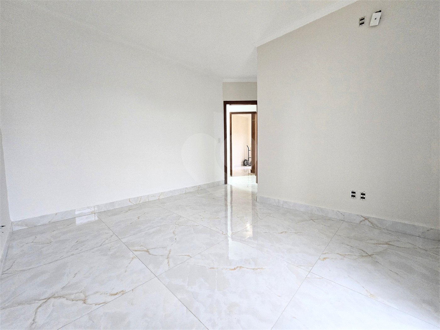 Apartamento à venda com 3 quartos, sendo 1 suíte,  em Jardim Judith, Sorocaba, SP