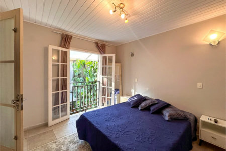 Casa à venda com 3 quartos, sendo 1 suíte, no condomínio Barão do Triunfo, São Paulo - SP