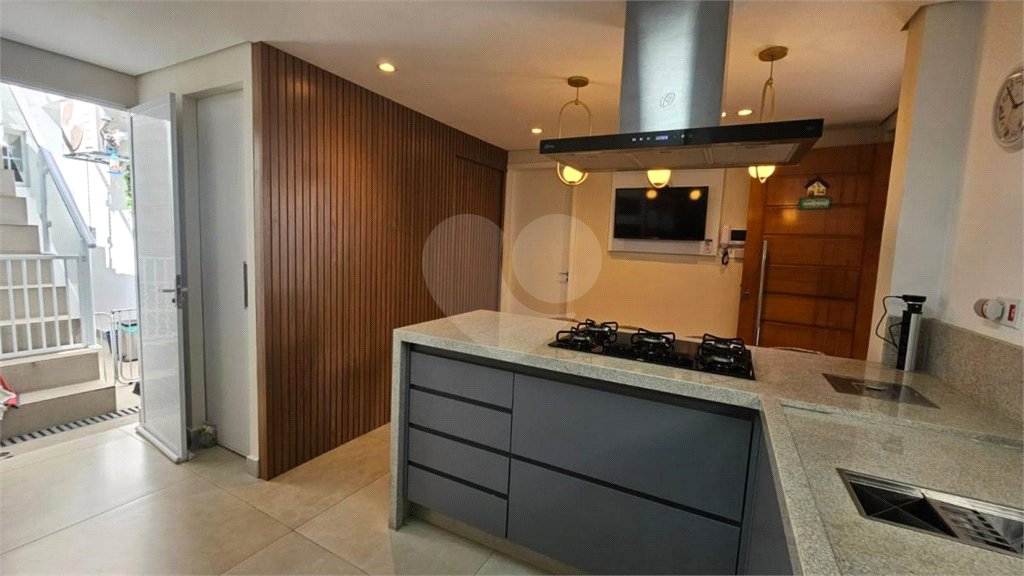 Sobrado à venda com 3 quartos, sendo 2 suítes, em Chácara Belenzinho, São Paulo, SP