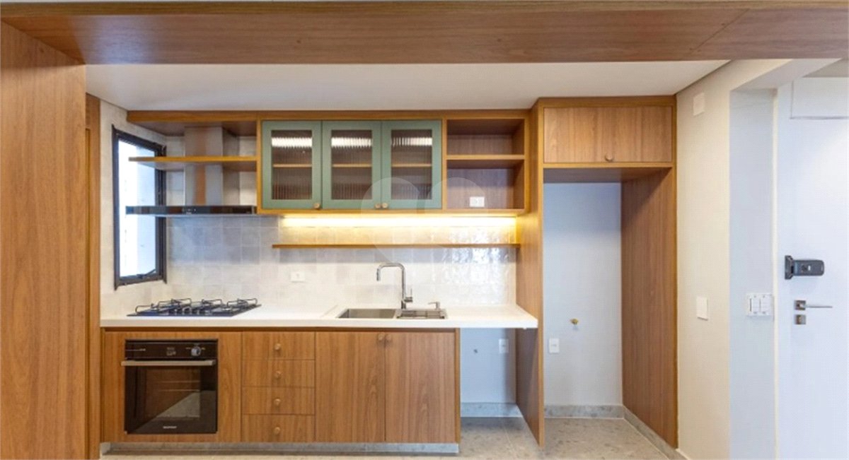 Apartamento à venda com 2 quartos, sendo 1 suíte, em Vila Olímpia, São Paulo, SP