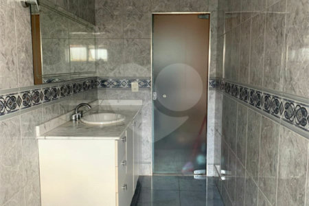 Sobrado à venda com 3 quartos, sendo 1 suíte, em Vila Medeiros, São Paulo, SP