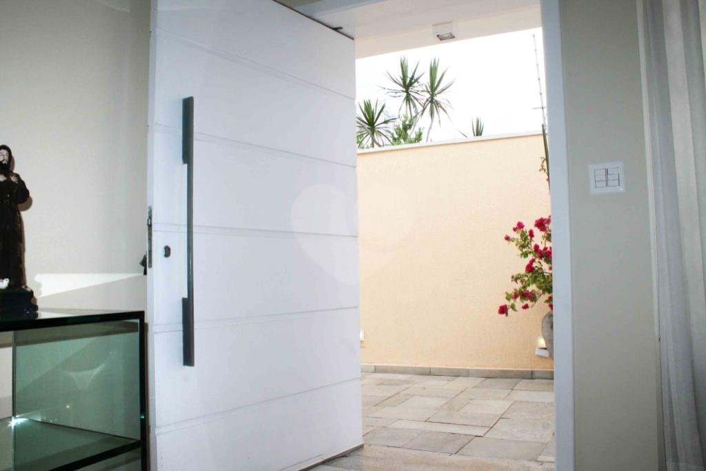 Casa Térrea à venda ou para alugar com 3 suítes em Brooklin Velho, São Paulo, SP