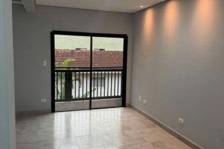 Casa com 2 dormitórios à venda, 116 m² por R$ 650.000,00 - Marapé - Santos/SP