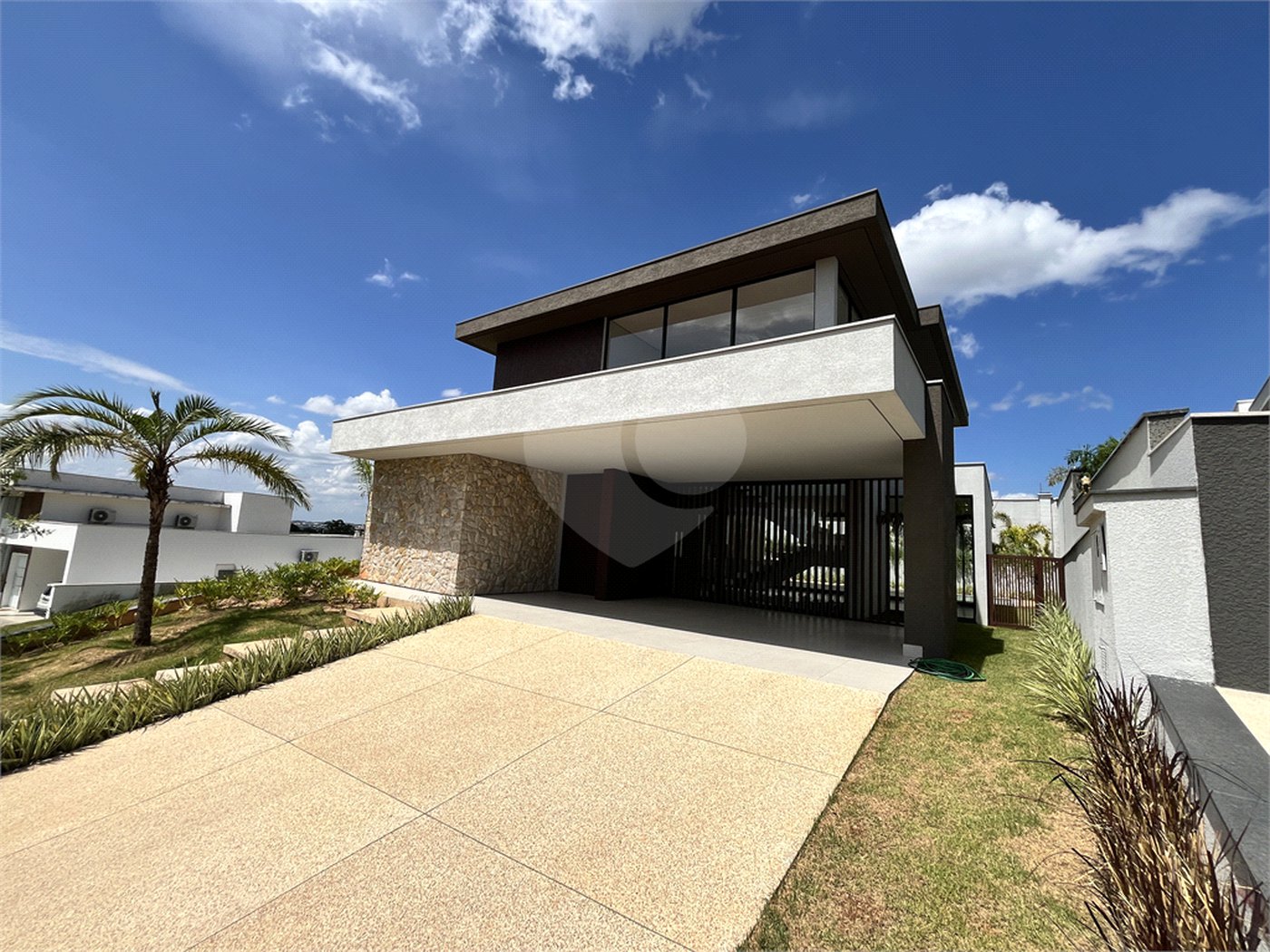 Casa à venda com 4 suítes no condomínio Alphaville Nova Esplanada 3, Votorantim - SP