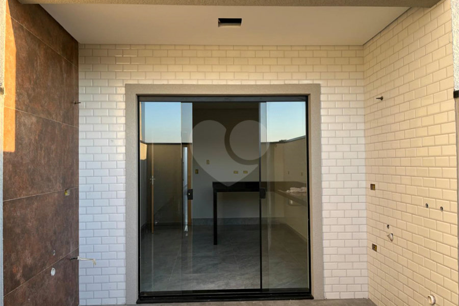 Sobrado à venda com 3 quartos, sendo 1 suíte, em Jardim Maristela, São Paulo, SP