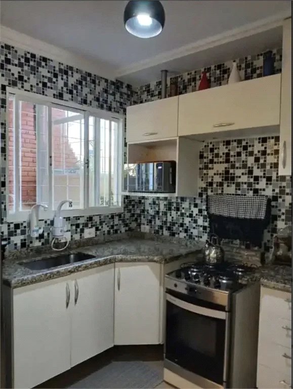 Casa de Vila à venda com 2 suítes no condomínio Parque Ipê Vermelho, Sorocaba - SP