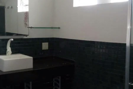 Casa à venda com 4 quartos, sendo 3 suítes,  em Jardim Leonor, São Paulo, SP