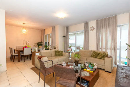 Apartamento à venda com 4 quartos, sendo 3 suítes, em Vila Andrade, São Paulo, SP