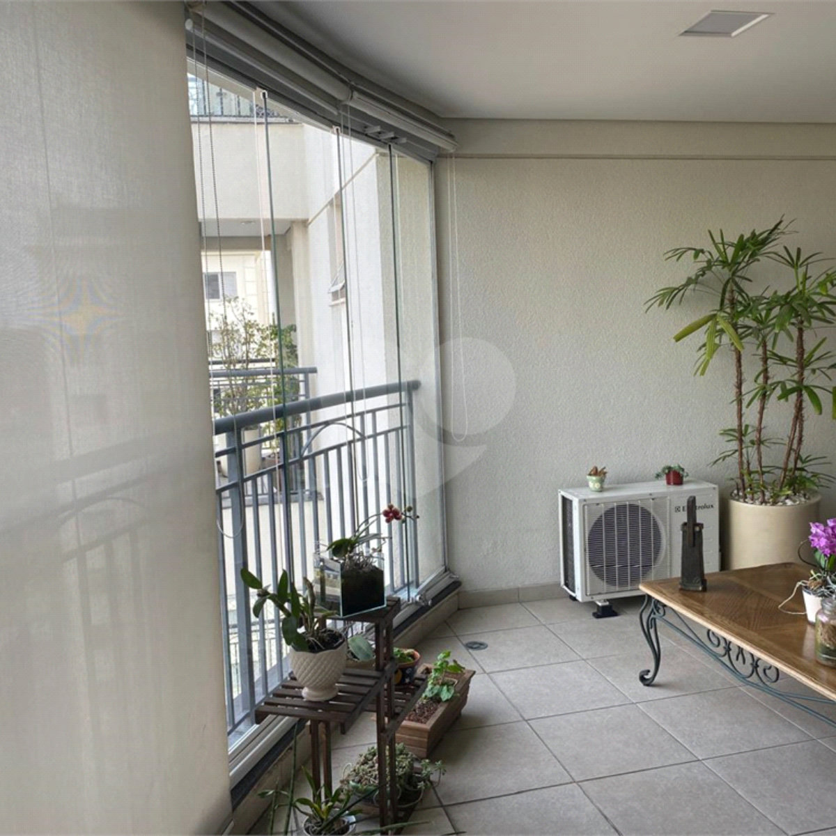 Apartamento à venda com 3 quartos, sendo 2 suítes,  em Campo Belo, São Paulo, SP
