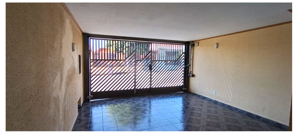 Casa à venda com 3 quartos, sendo 1 suíte, em Vila Boa Vista, São Carlos - SP