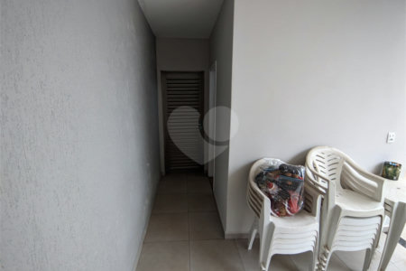 Casa com 3 dormitórios no Jardim Nova Santa Paula