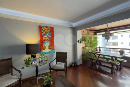 Apartamento à venda com 3 quartos, sendo 1 suíte, em Brooklin Paulista, São Paulo, SP