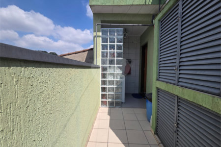 Casa à venda com 4 quartos, sendo 1 suíte, em Vila Paulo Silas, São Paulo, SP