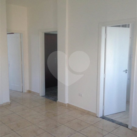 Apartamento na região do Centro Histórico - Estação da Luz, com dois dormitórios, um banheiro