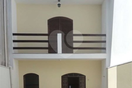 Casa à venda com 2 suítes no condomínio Residencial Rubi, Mogi das Cruzes - SP