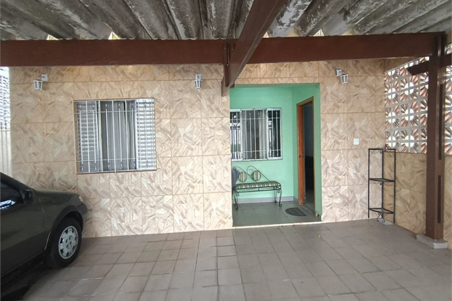 Casa Térrea à venda com 5 quartos, sendo 1 suíte,  em Chora Menino, São Paulo, SP
