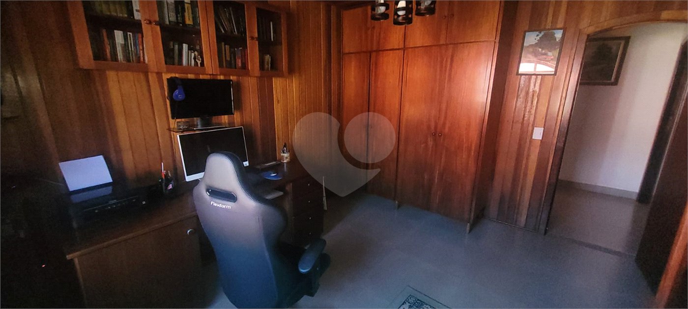 Casa à venda com 3 quartos, sendo 2 suítes,  em Mantiqueira, Mairiporã, SP