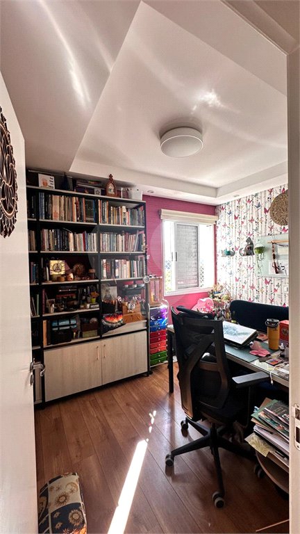 Apartamento à venda com 3 quartos, sendo 1 suíte, em Vila Santa Teresa, Santo André, SP